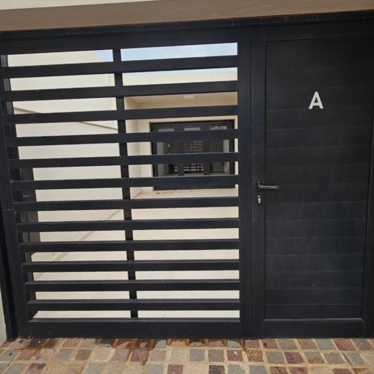 Departamento, con cochera y patio - One-Bedroom Apartment - 6