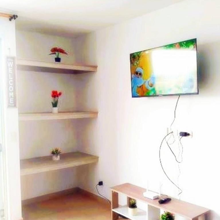 Moderno Apartamento con Aire Acondicionado - WIFI - Piscina - Aqualina Green - hasta 6 Huéspedes - Two-Bedroom Apartment - 11