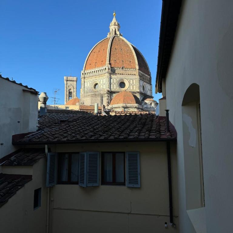 Vista Duomo, Terrazzino privato, 3 camere, 3 bagni - Appartamento con 3 Camere da Letto e con Vista - 2