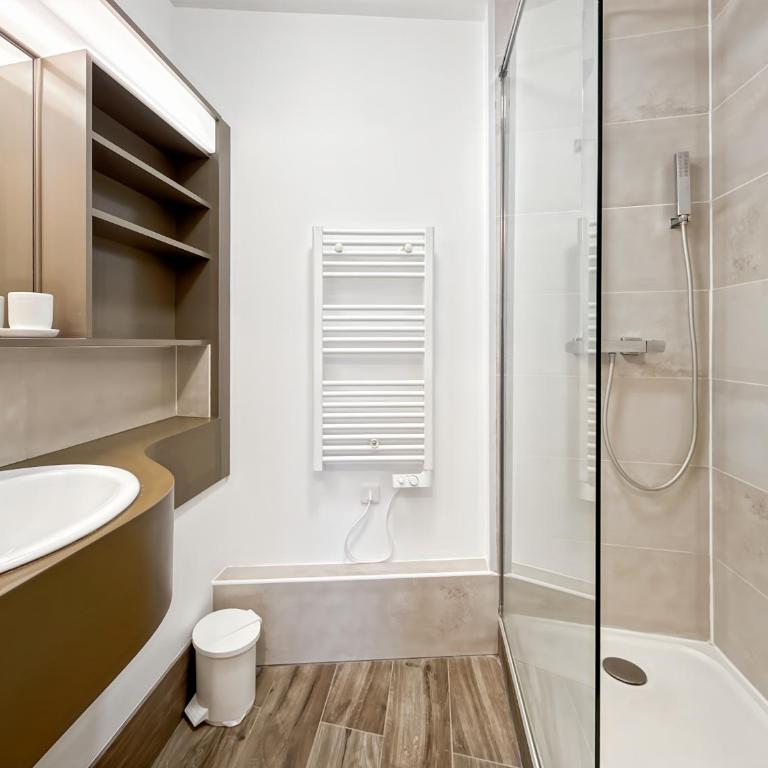 Le Crystal - Vue Mer & Accès Plage - Parking Privé - Apartamento con vistas al mar - 11