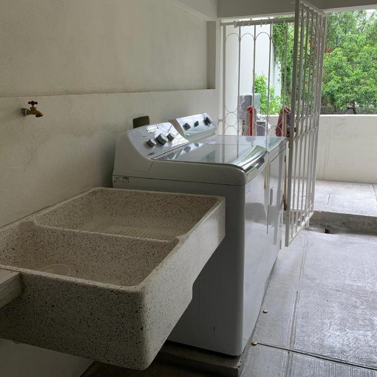 LAZARO E - In the heart of San Pedro - One-Bedroom Apartment - 49