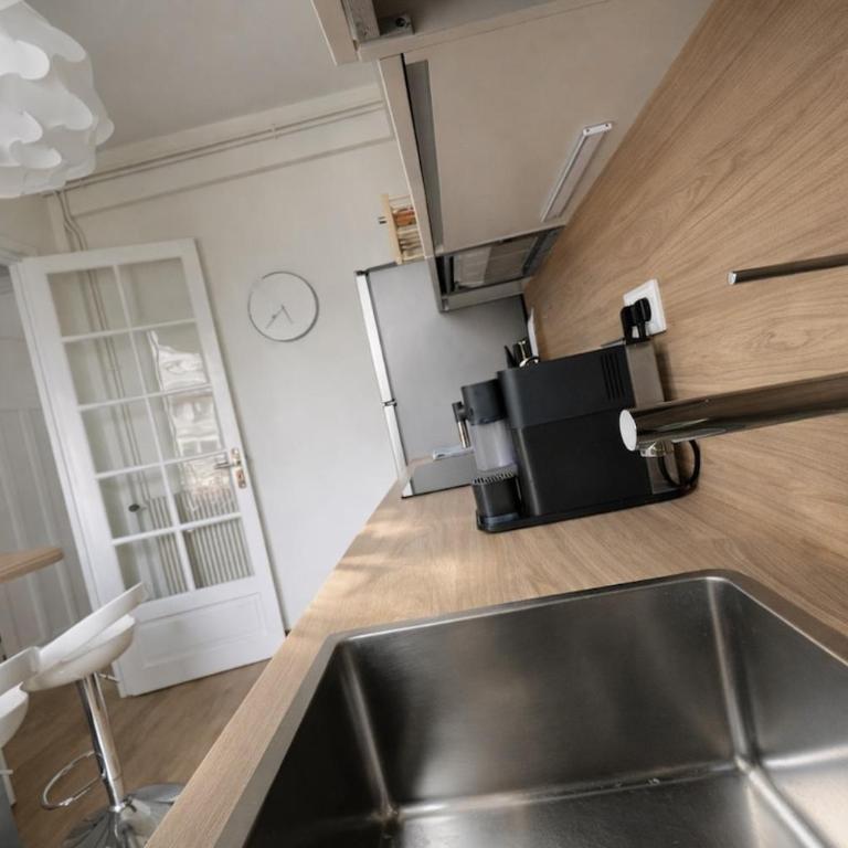 Bright & Charming Flat - 50qm Cannes Ferrer - Apartment mit 1 Schlafzimmer - 42