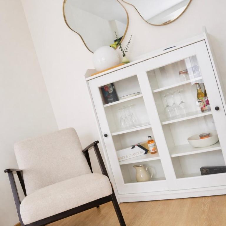 Bright & Charming Flat - 50qm Cannes Ferrer - Apartment mit 1 Schlafzimmer - 51