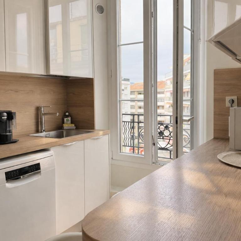 Bright & Charming Flat - 50qm Cannes Ferrer - Apartment mit 1 Schlafzimmer - 65