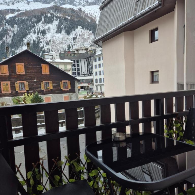 Chez l'Alpiniste - centre Chamonix avec parking privé - Estudio - 11