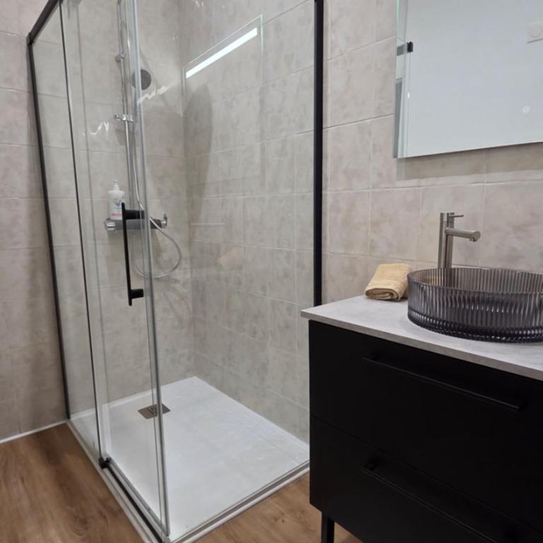 Cocon Douillet Refait à Neuf - Au cœur de Sète - Apartamento de 1 dormitorio - 6