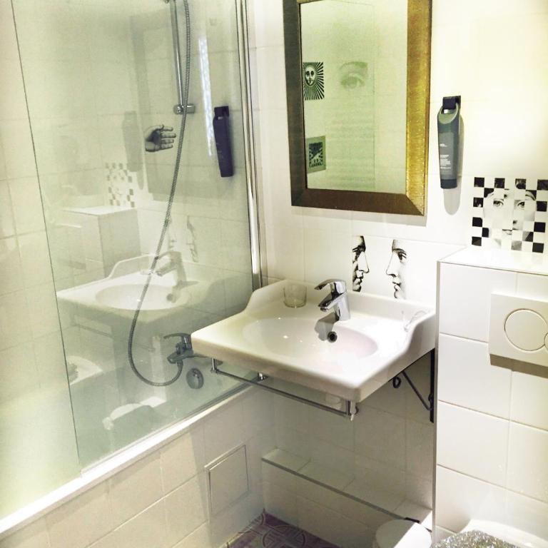 Hôtel Malar - Chambre Double ou Lits Jumeaux Supérieure - 10