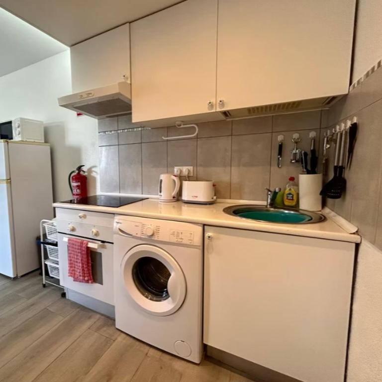 Puerta Sol - One-Bedroom Apartment - 21