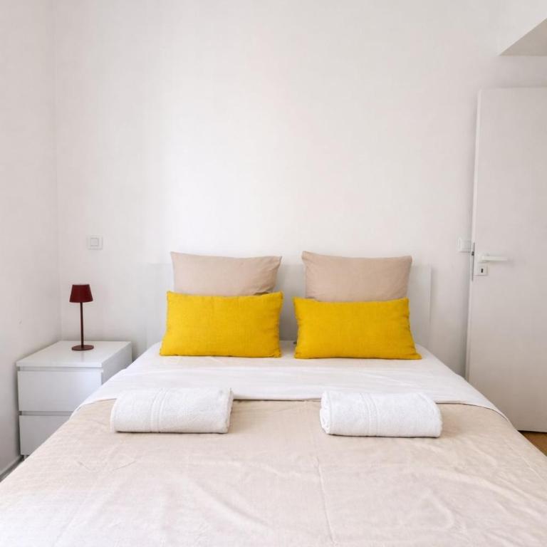 Old Town Antibes Apartment with AC 320m from Beach - Appartement Supérieur - 12