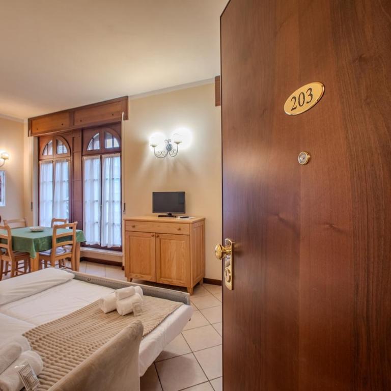 Villa Mainard, Rigoletto Historic Villa - One-Bedroom Apartment - 7