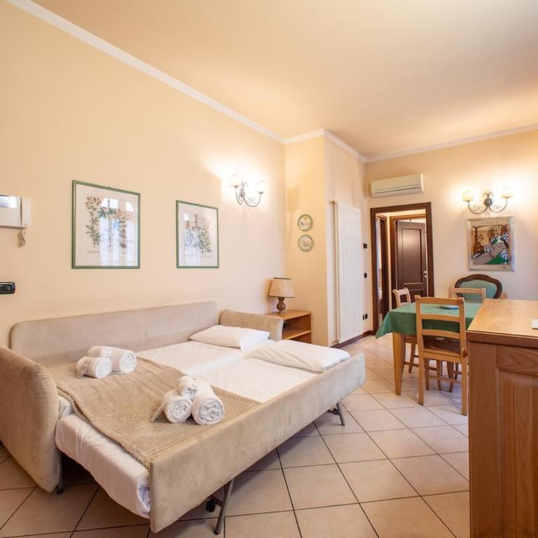 Villa Mainard, Rigoletto Historic Villa - One-Bedroom Apartment - 21