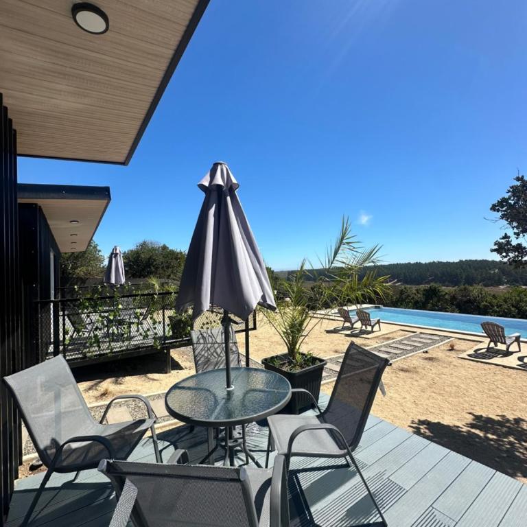 Tordos Lodge - Two-Bedroom House - 11