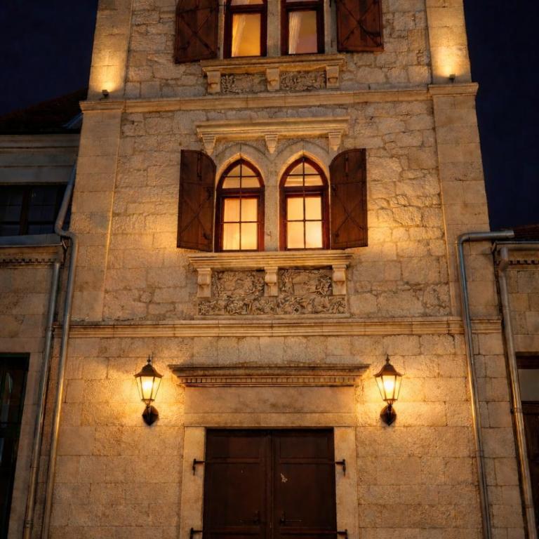 StoneHouse - Two-Bedroom Apartment with City View - 1