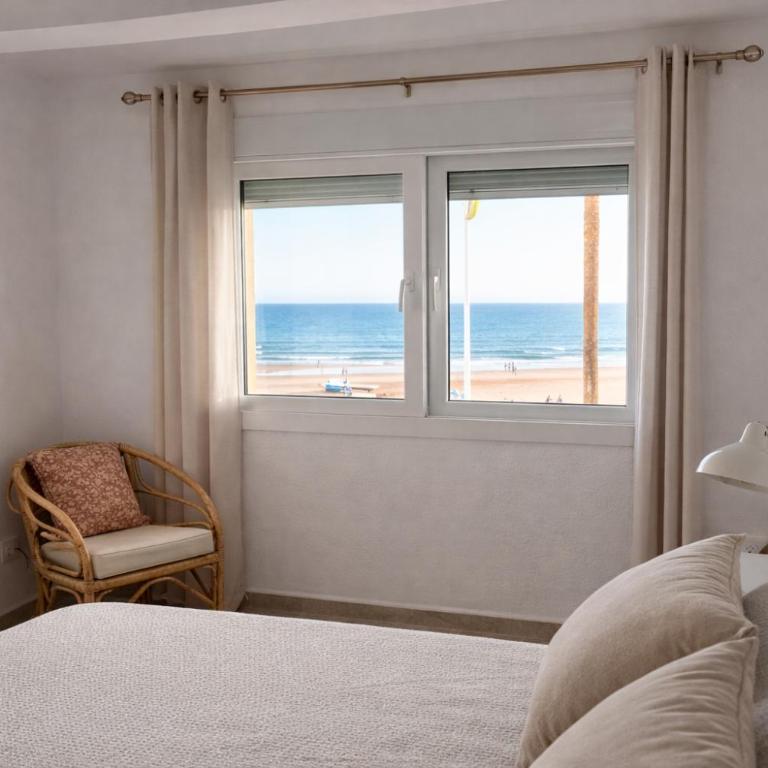 Mirando al Mar con Wifi y Terraza 1ª línea playa - Apartamento de 1 dormitorio - 5