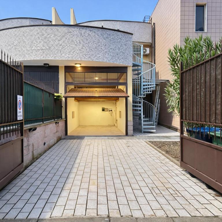 Bed & Garage Apartment in Villa - Appartamento con 2 Camere da Letto - 19