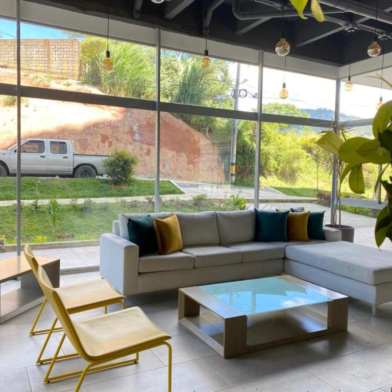 Espacio pet-friendly con terraza amplia y asador - Apartamento - 31