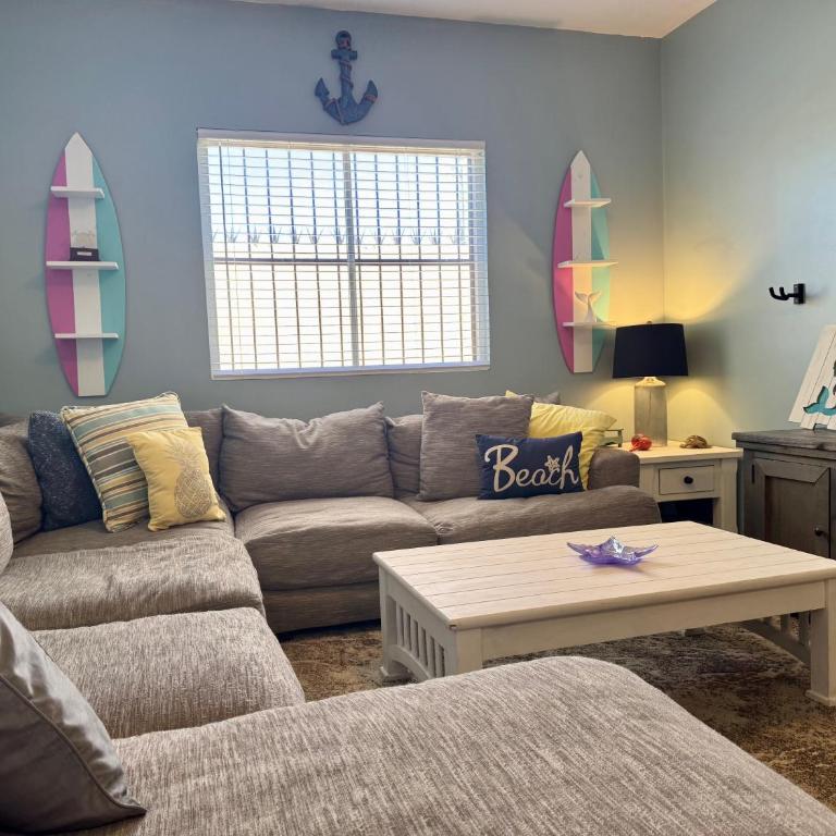Mirador Sunset Rooftop Retreat with Secure UTV & Trailer Parking - Three-Bedroom Home - 6