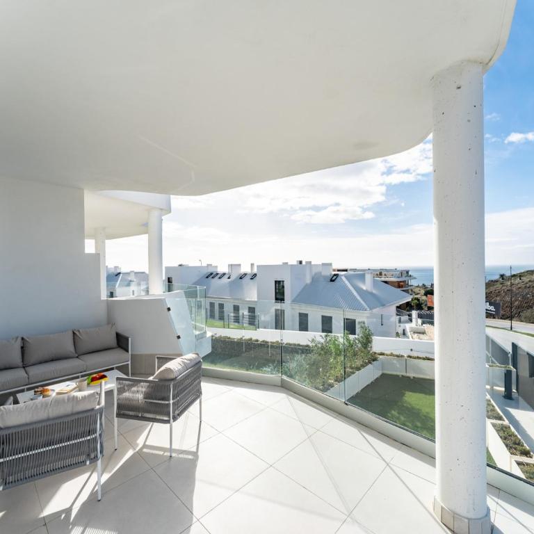 Coastal Retreat with shared pool, Fuengirola - Apartamento de 3 dormitorios - 30