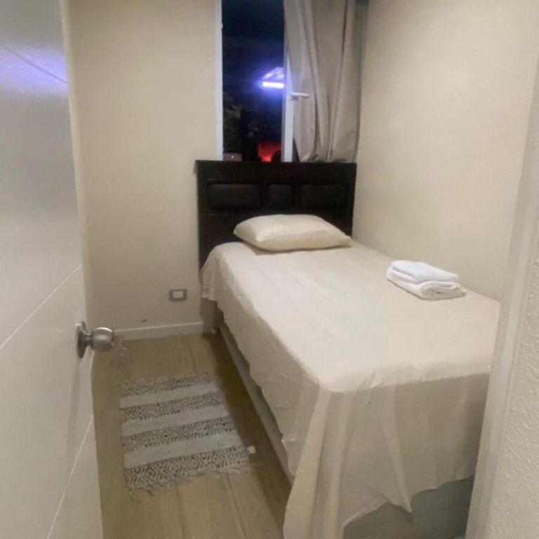 Quarto mobiliado em condomínio - Single Bed in Dormitory Room - 2