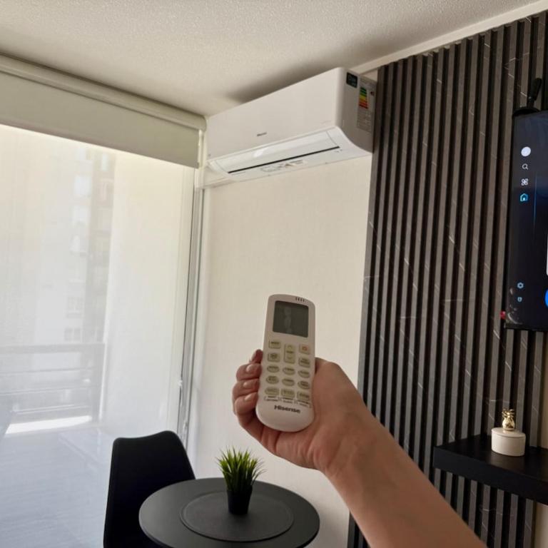 Style & Comfort in Santiago Downtown subway Wifi AC - One-Bedroom Apartment - 7
