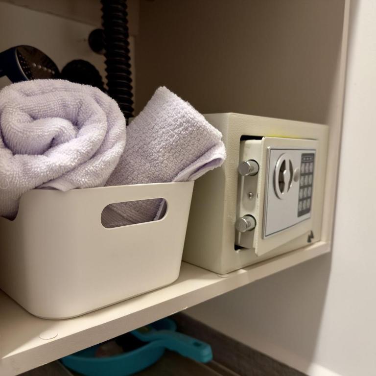 Bloom - One-Bedroom Premium Apartment - 14