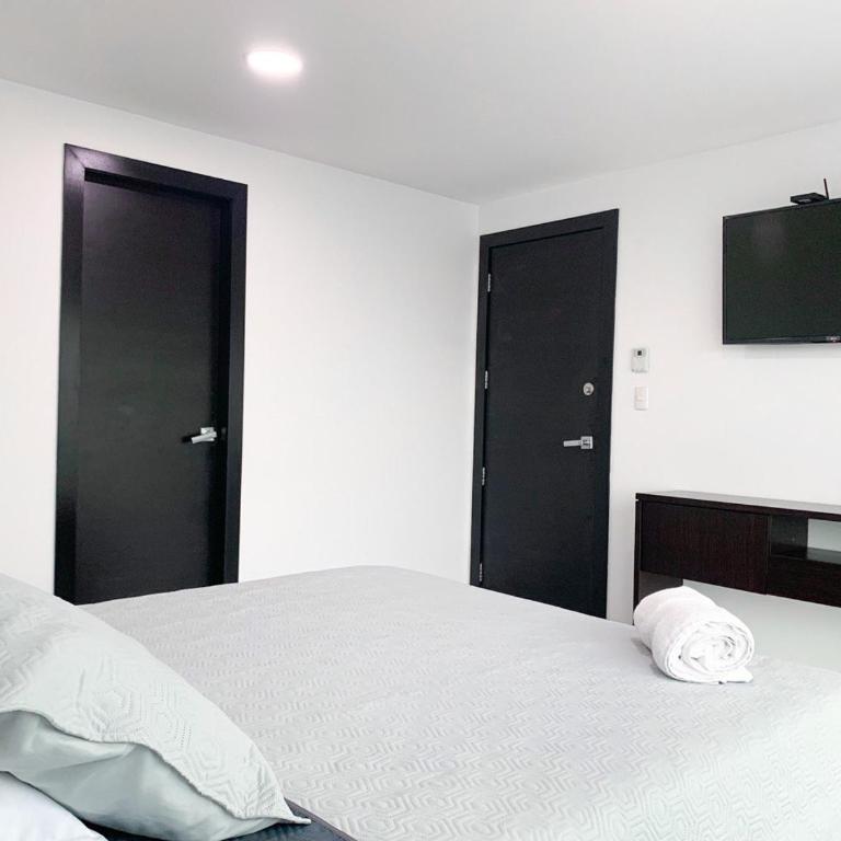 Departamento de 2 habitaciones frente a Mall del Sol - 5 min del aeropuerto - Two-Bedroom Apartment - 21