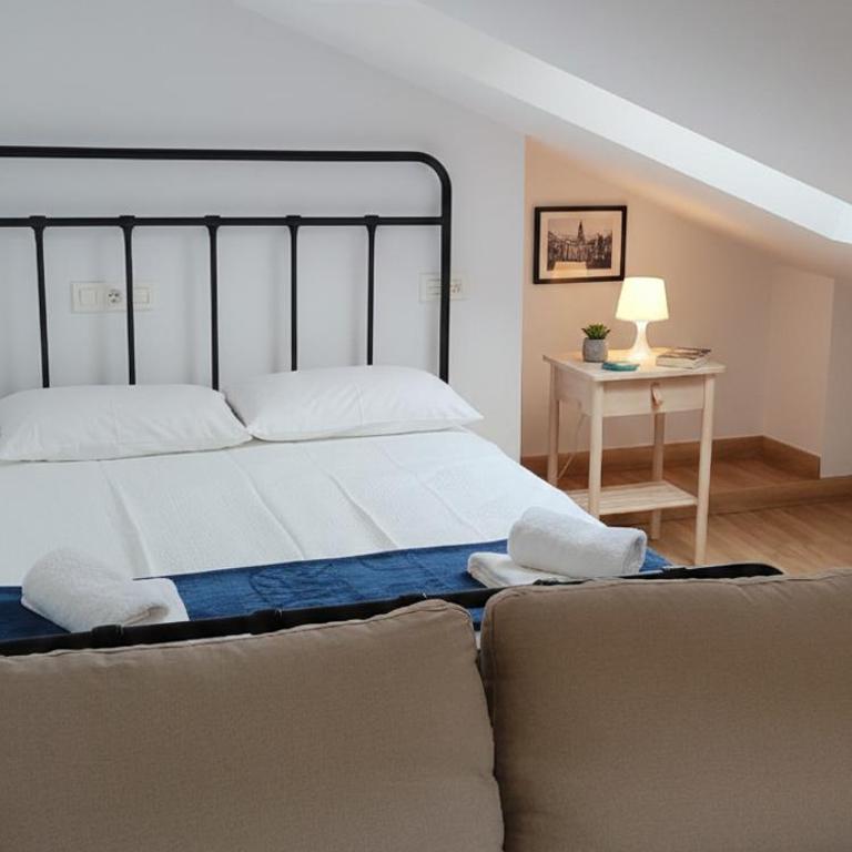 Cozy Studio in San Pablo Salamanca by beBalmy - One-Bedroom Apartment - 4