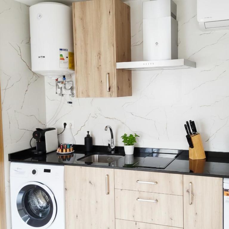 Cozy Studio in San Pablo Salamanca by beBalmy - One-Bedroom Apartment - 8