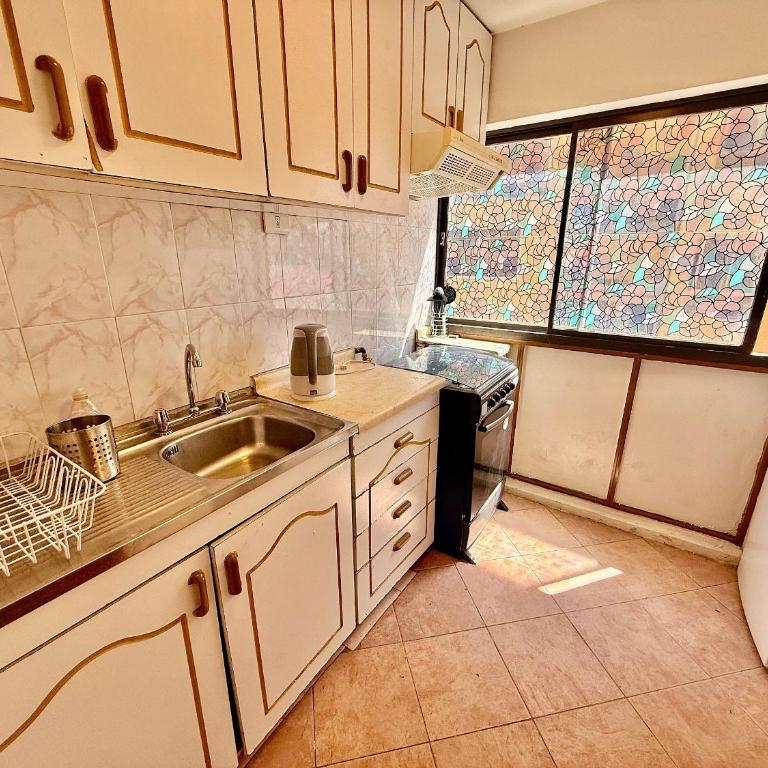 Comfortable apartment in 8 Norte with San Martin - Apartment - 12