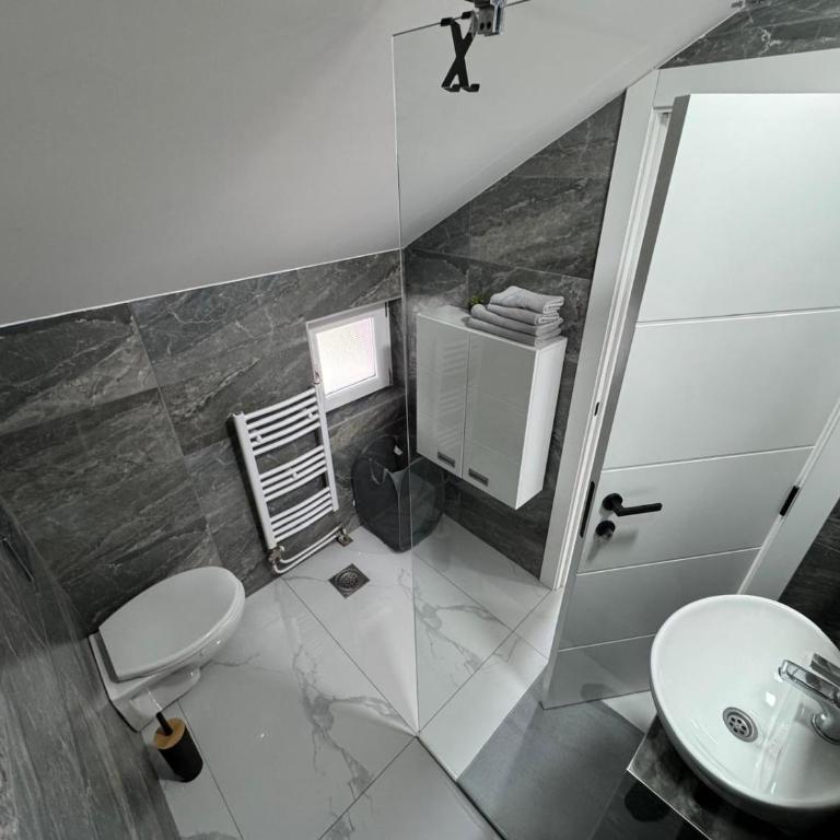 Airport vicinity Apartment Star 1 - One-Bedroom Apartment - 13