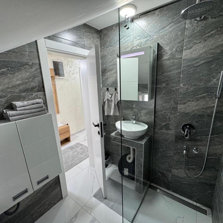 Apartment Star 1 Ledine - Apartman sa 1 Spavaćom Sobom - 14