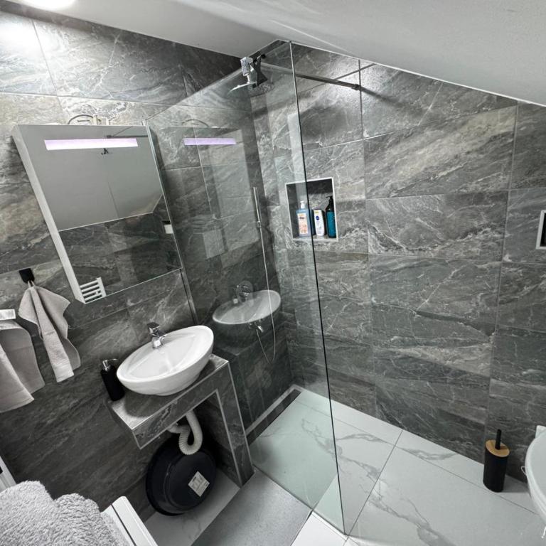 Apartment Star 1 Ledine - Apartman sa 1 Spavaćom Sobom - 12