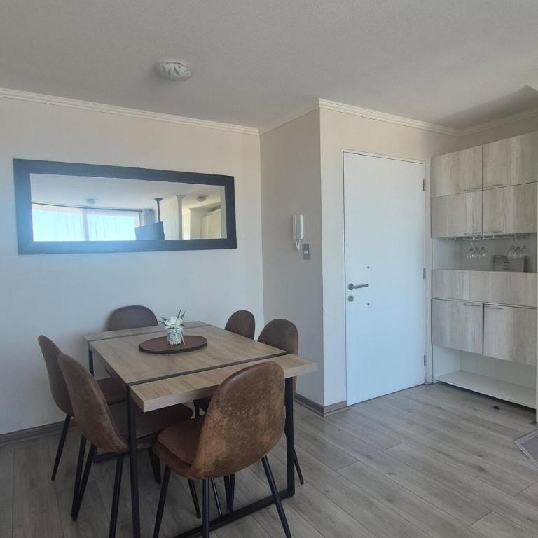 Cómodo Departamento 3 dormitorios y 1 baño cerca de Mall Premiun Outlet - Apartment - 9
