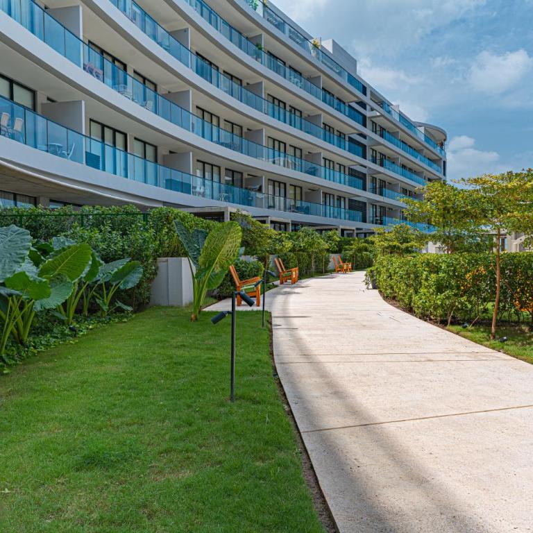 Bohemian 2BR - Morros Kai - Private pool & parking - Two-Bedroom Apartment with Private Pool - 42