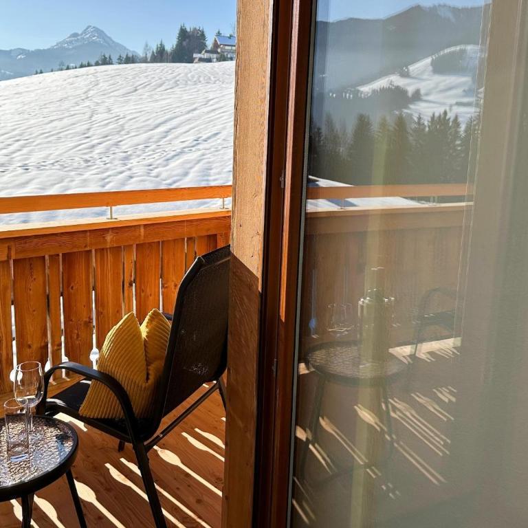 Leogang apartment with mountain views - Three-Bedroom Apartment - 3