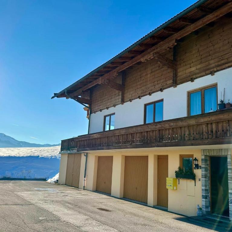 Leogang apartment with mountain views - Three-Bedroom Apartment - 1