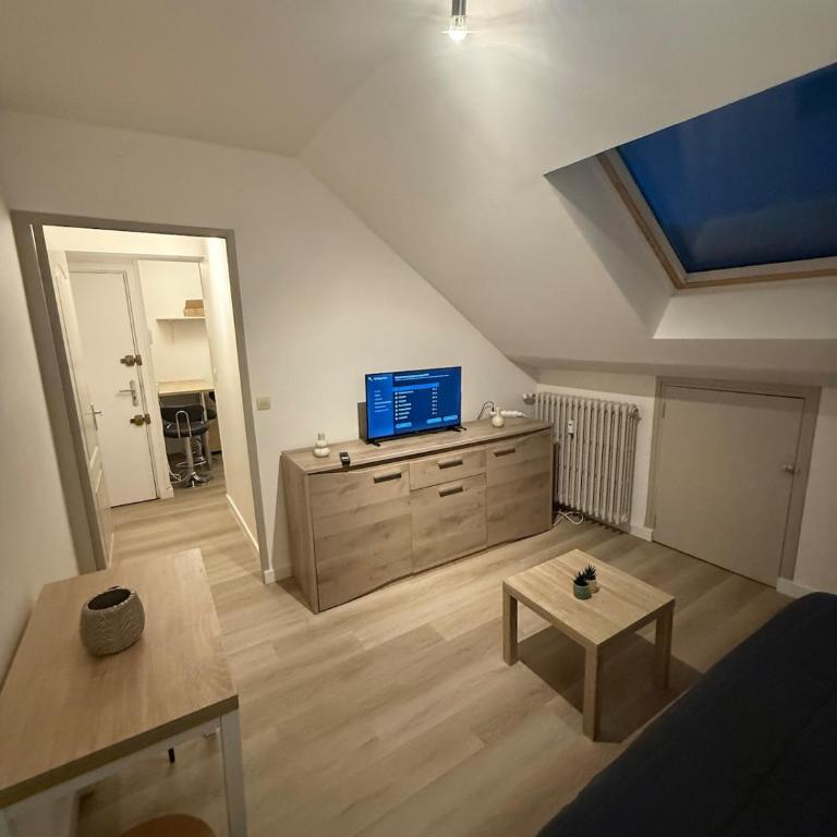 Renovated studio Place Saint-Sauveur, Caen city center - Appartamento con 1 Camera da Letto - 4