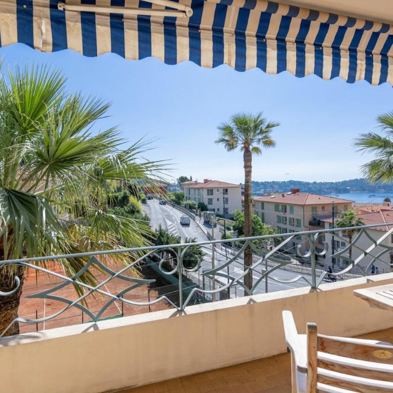 2-Bedroom Apartment with Sea View & AC, - Appartement 2 Chambres - 10