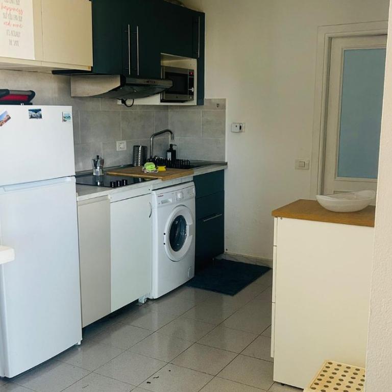 Happiness - One-Bedroom Apartment - 3