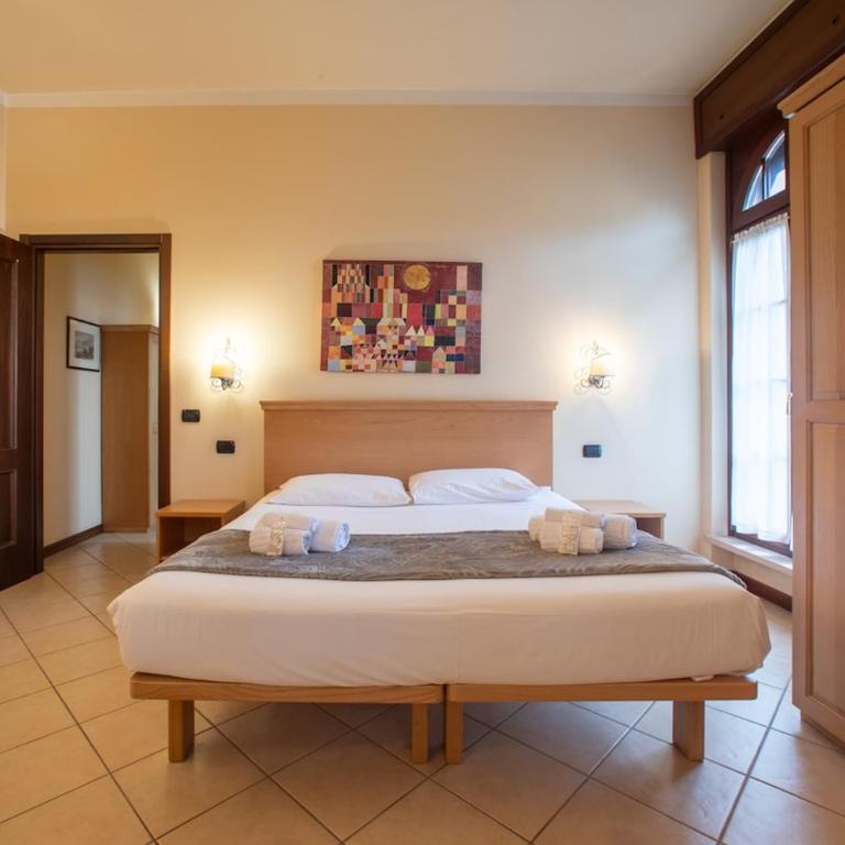 Villa Mainard, Tosca Historic - Three-Bedroom Apartment - 35