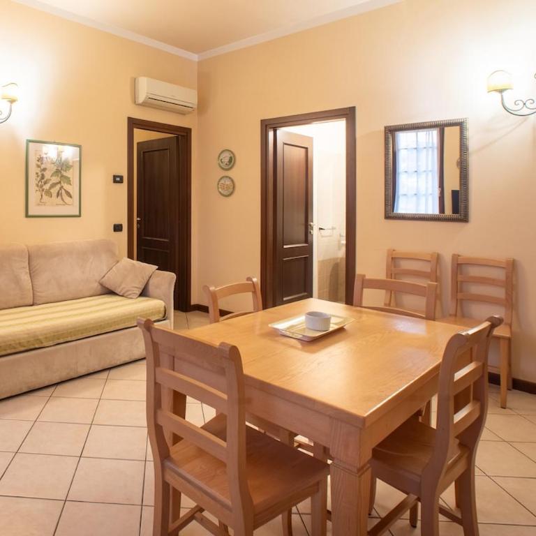 Villa Mainard, Tosca Historic - Three-Bedroom Apartment - 38