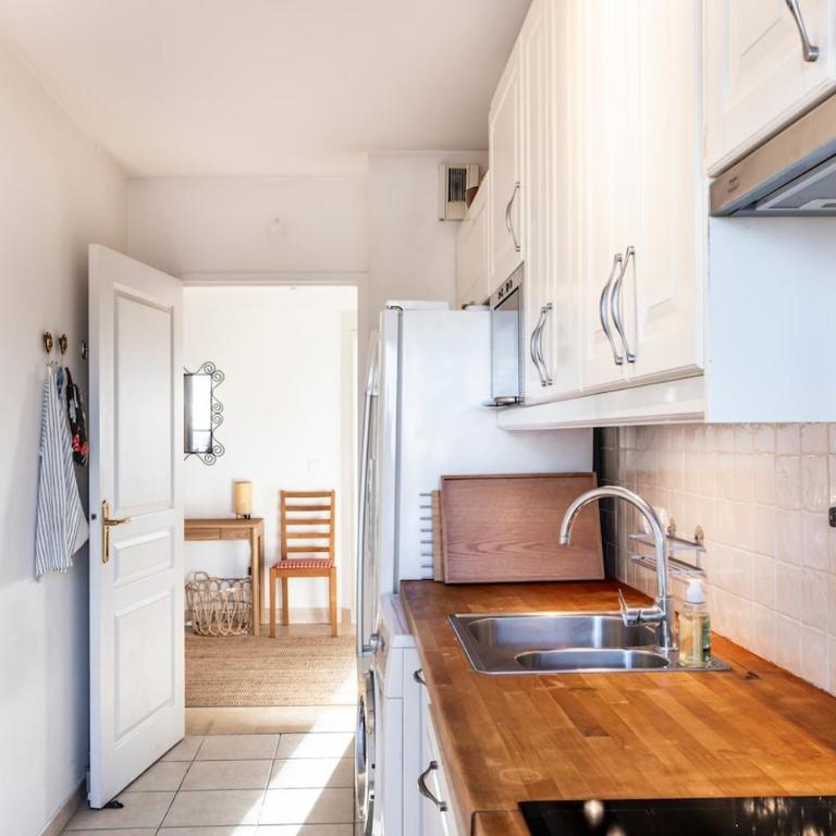 2BR Sea View Apartment with Pool & AC - Appartamento con 2 Camere da Letto - 20