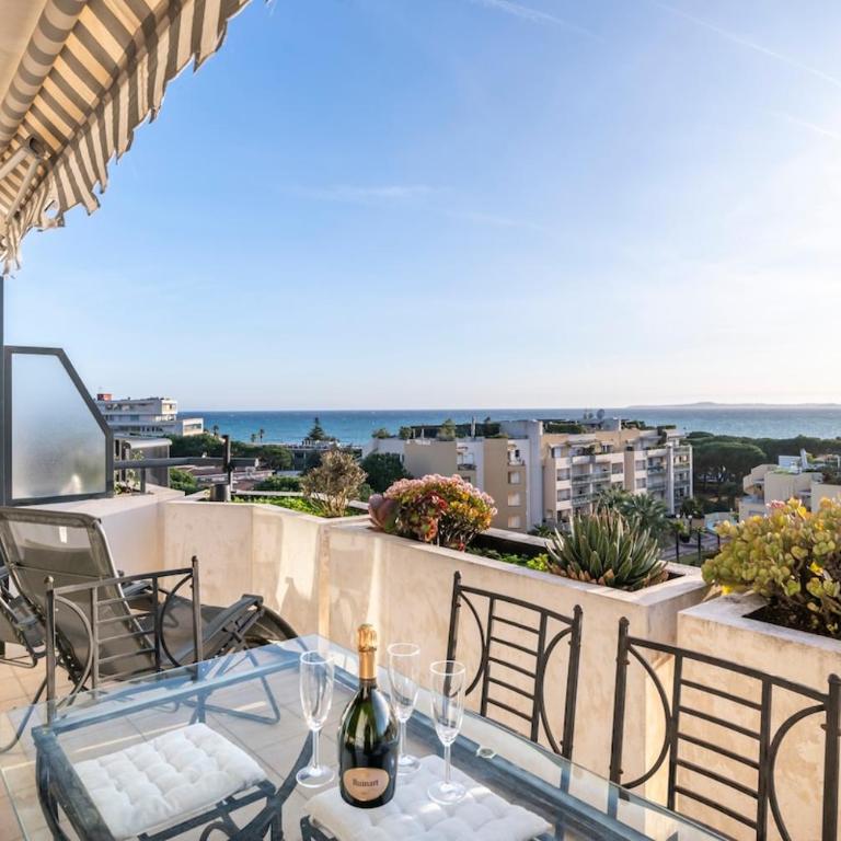 2BR Sea View Apartment with Pool & AC - Appartamento con 2 Camere da Letto - 22