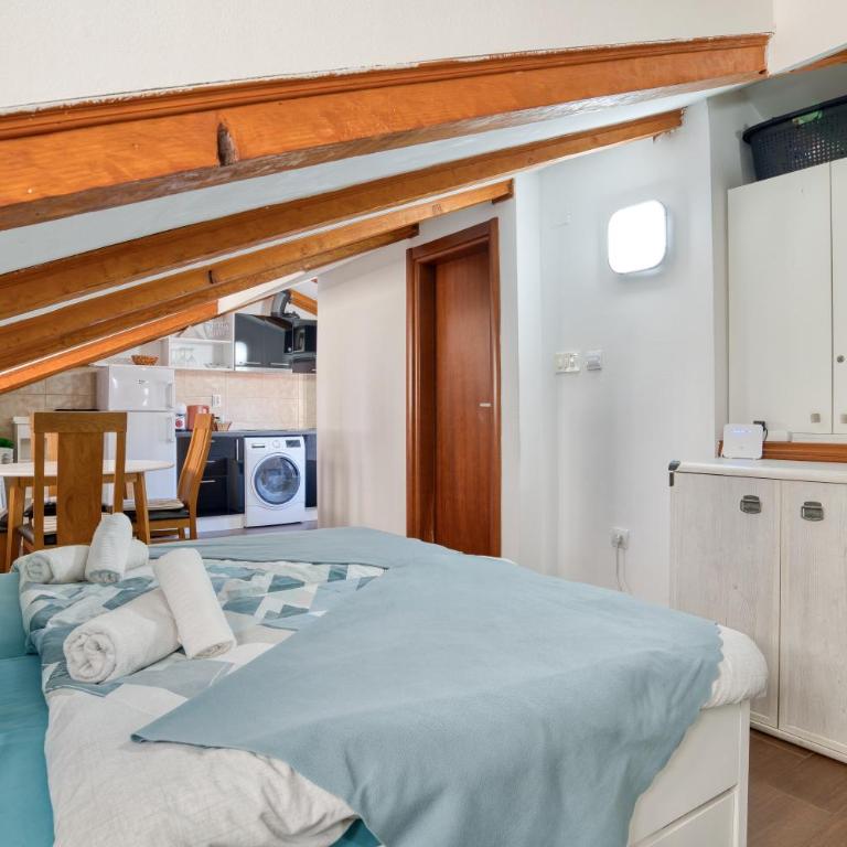 Lana & Ena Apartments - Superior Studio - 7