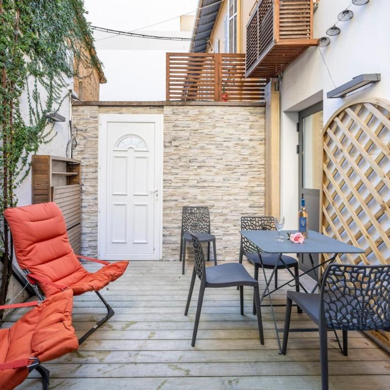 Antibes Townhouse Near Port & Old Town - Appartamento con 2 Camere da Letto - 11