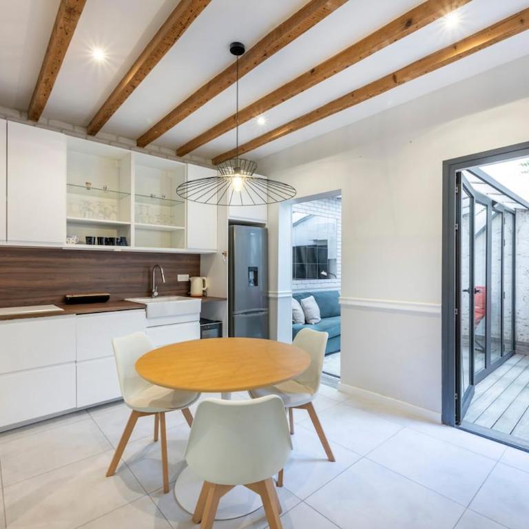 Antibes Townhouse Near Port & Old Town - Appartamento con 2 Camere da Letto - 12