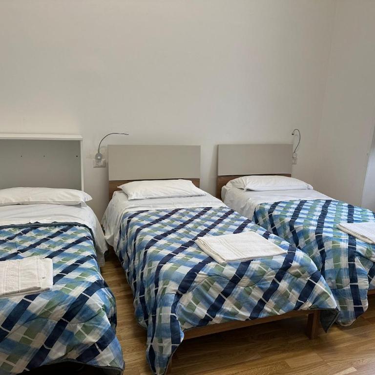 Casa per ferie Elena Guerra - Camera Tripla con Bagno Privato - 1