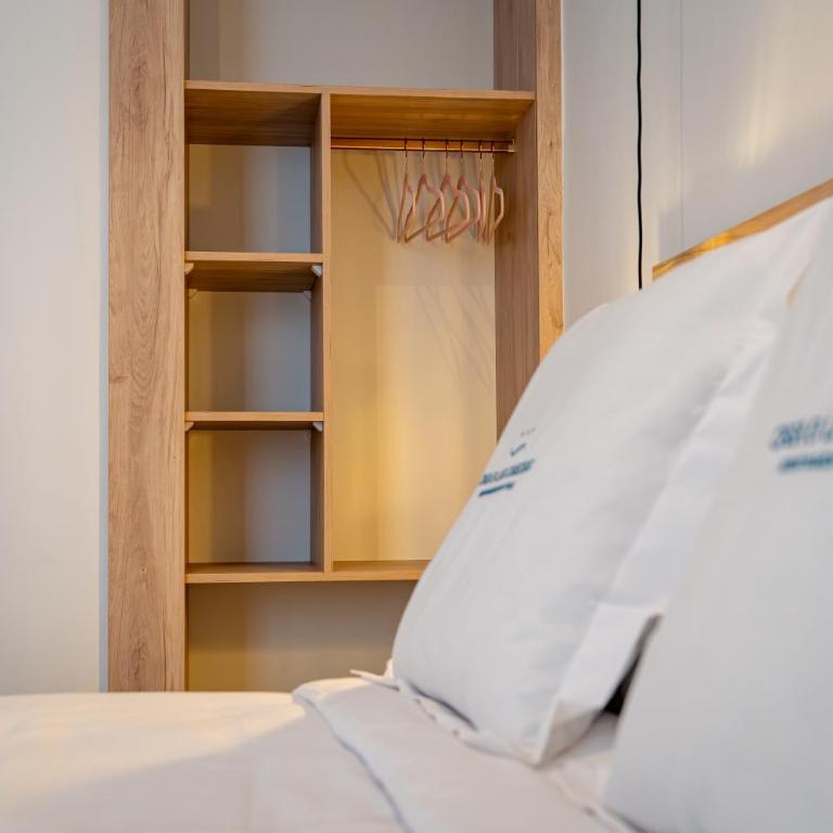 Casa de las Comedias Boutique Apartments Córdoba - Three-Bedroom Apartment Suite - 17
