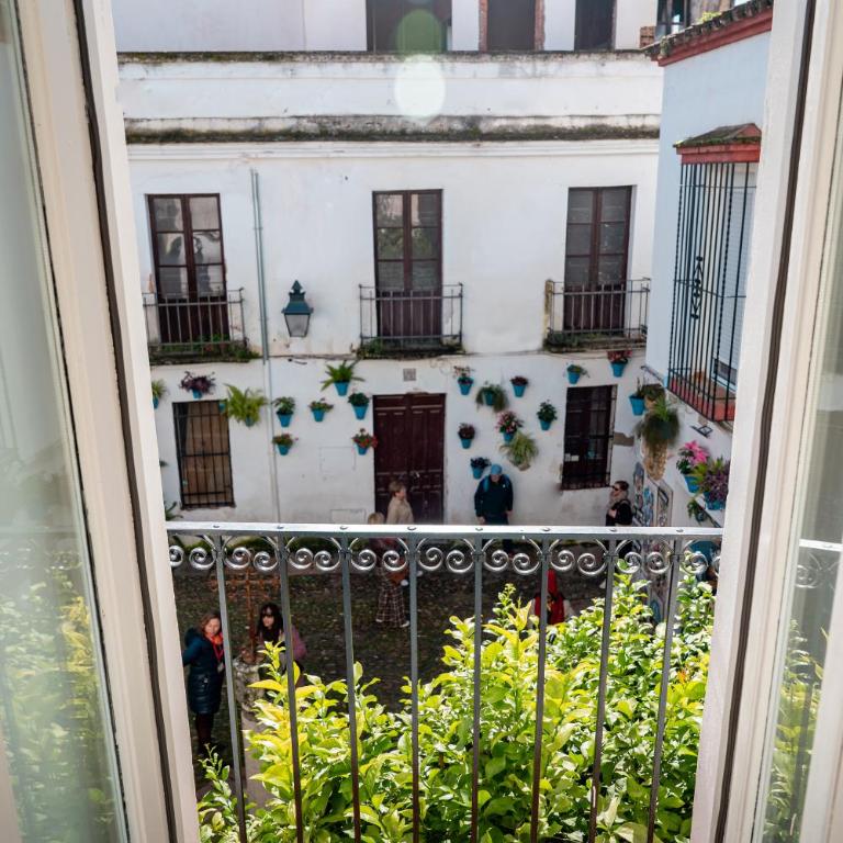 Casa de las Comedias Boutique Apartments Córdoba - Three-Bedroom Apartment Suite - 1
