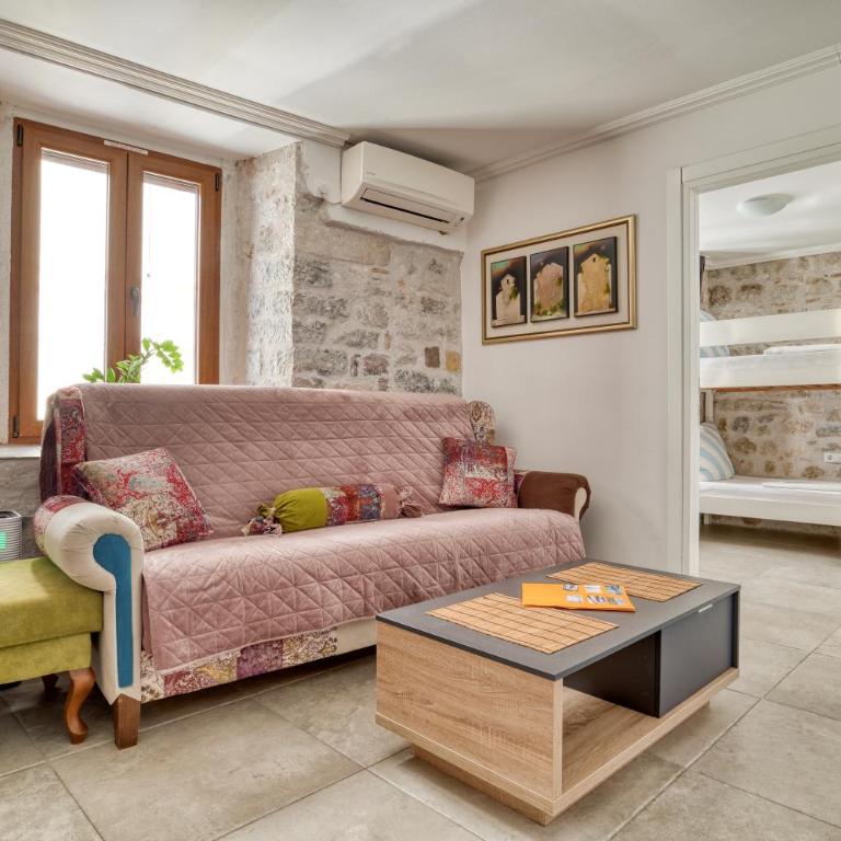 Lana & Ena Apartments - Two-Bedroom Apartment - 16